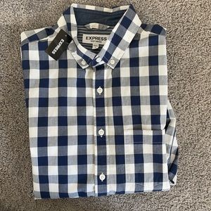 NWT Men’s express shirt